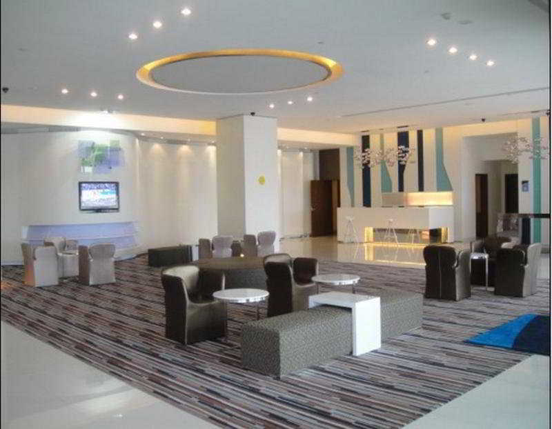 Holiday Inn Express Shanghai Nanhuizui Kültér fotó